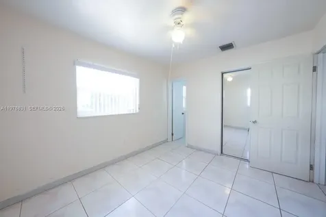 5511 NW 180th Terrace Miami Gardens FL 33055
