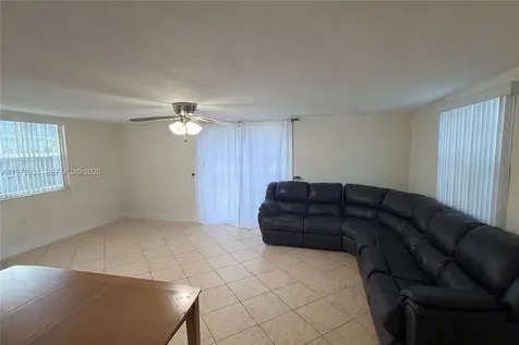 5511 NW 180th Terrace Miami Gardens FL 33055