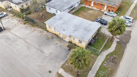 1101 SW 2nd Street Homestead FL 33030