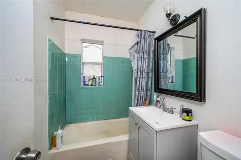1101 SW 2nd Street Homestead FL 33030