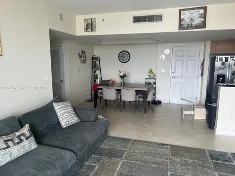 140 S Dixie Highway Hollywood FL 33020