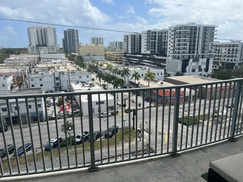 140 S Dixie Highway Hollywood FL 33020