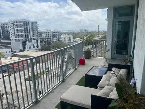 140 S Dixie Highway Hollywood FL 33020