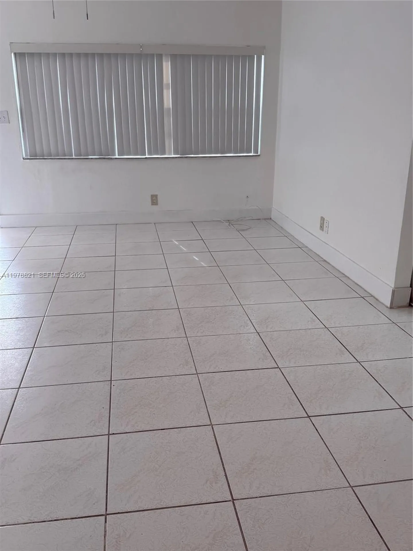 1001 Twin Lakes Drive Coral Springs FL 33071