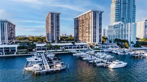 1865 Brickell Avenue Miami FL 33129