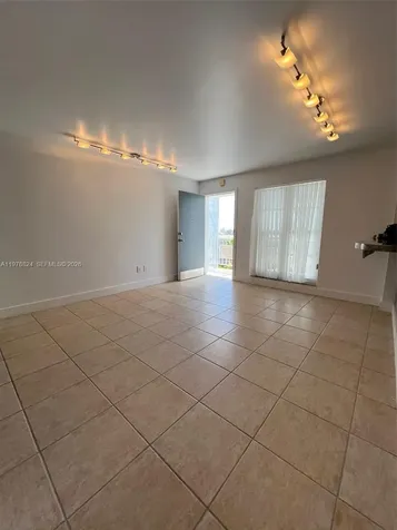 1340 Lincoln Road Miami Beach FL 33139