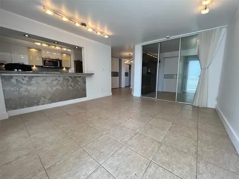 1340 Lincoln Road Miami Beach FL 33139