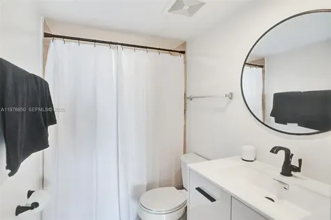 6917 Collins Avenue Miami Beach FL 33141