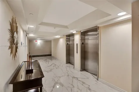 6917 Collins Avenue Miami Beach FL 33141
