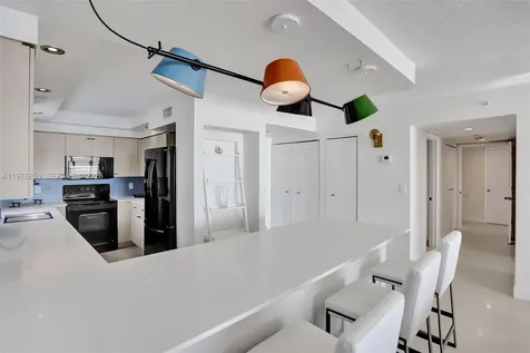 6917 Collins Avenue Miami Beach FL 33141