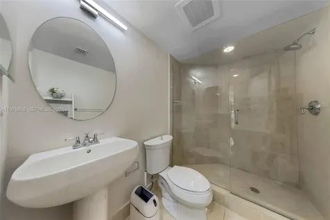 20000 E Country Club Drive Aventura FL 33180