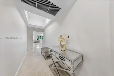 20000 E Country Club Drive Aventura FL 33180