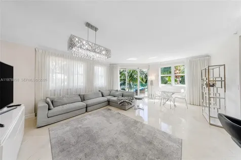 20000 E Country Club Drive Aventura FL 33180
