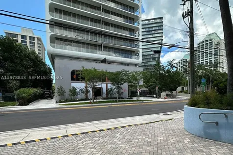 2699 Tigertail Avenue Miami FL 33133