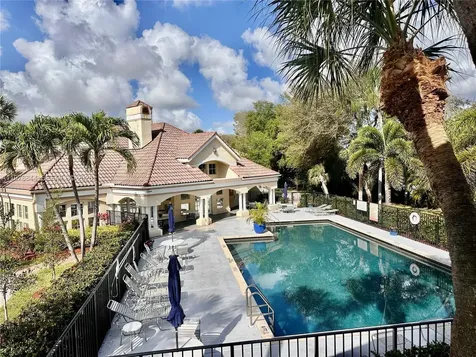 815 W Boynton Beach Boulevard Boynton Beach FL 33426