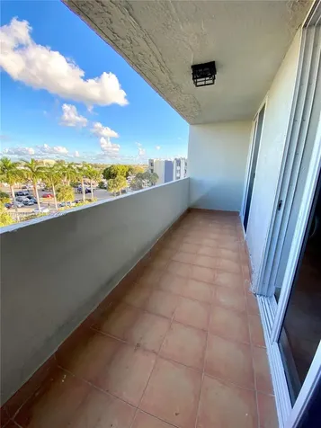 10090 NW 80th Court Hialeah Gardens FL 33016