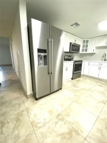 10090 NW 80th Court Hialeah Gardens FL 33016