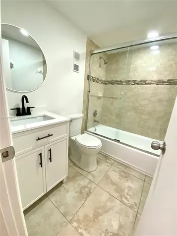 10090 NW 80th Court Hialeah Gardens FL 33016