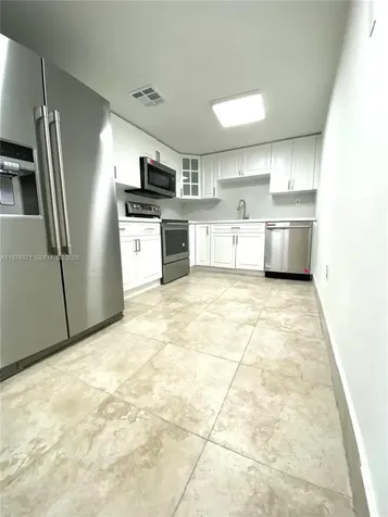 10090 NW 80th Court Hialeah Gardens FL 33016