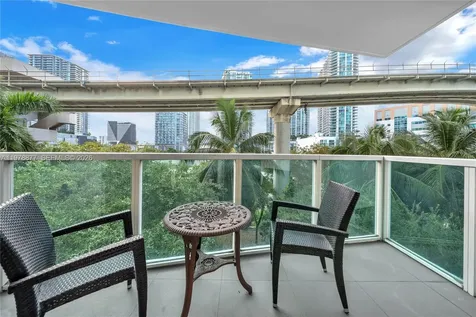 31 SE 5th Street Miami FL 33131