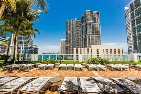 31 SE 5th Street Miami FL 33131