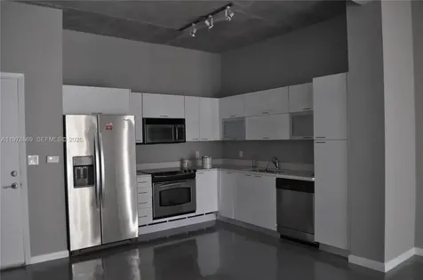 234 NE 3rd Street Miami FL 33132