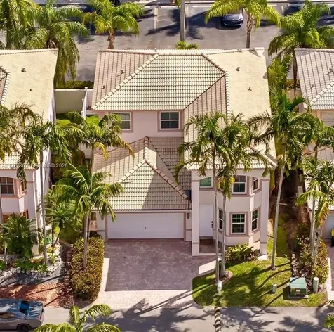 208 SE 15th Street Dania Beach FL 33004