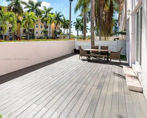 208 SE 15th Street Dania Beach FL 33004