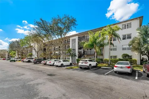 300 SW 134th Way Pembroke Pines FL 33027