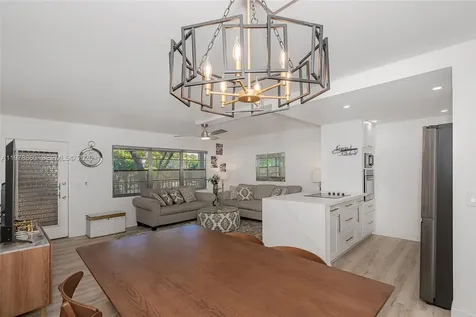 300 SW 134th Way Pembroke Pines FL 33027