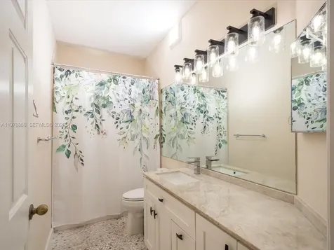 8652 Via Reale Boca Raton FL 33496