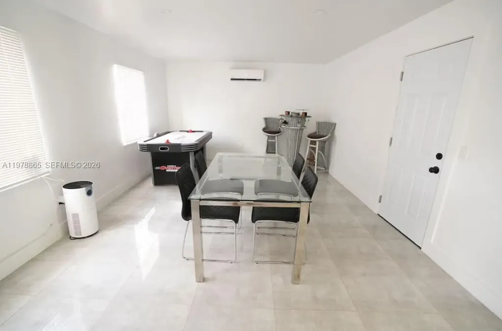 1904 SW 28th Street Fort Lauderdale FL 33315