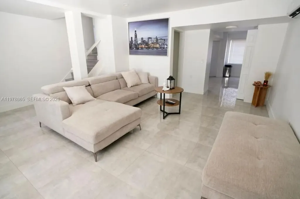 1904 SW 28th Street Fort Lauderdale FL 33315