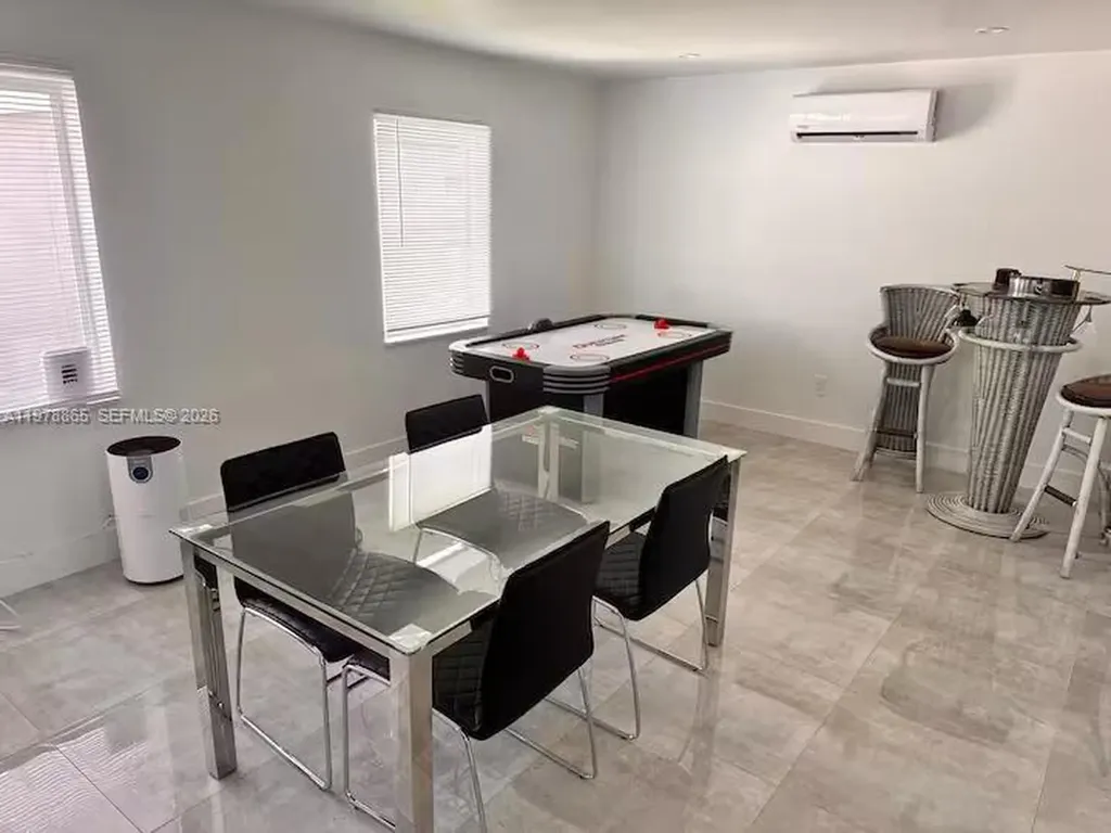 1904 SW 28th Street Fort Lauderdale FL 33315