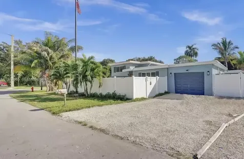 1904 SW 28th Street Fort Lauderdale FL 33315