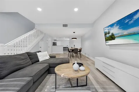 1594 Barcelona Way Weston FL 33327