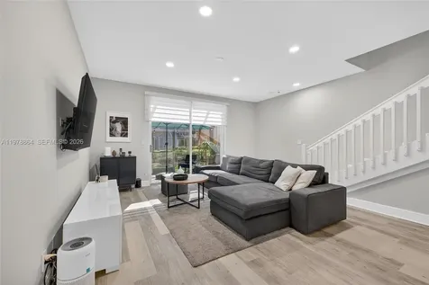 1594 Barcelona Way Weston FL 33327