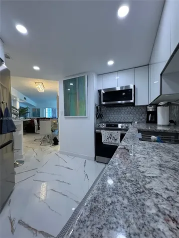 999 Brickell Bay Drive Miami FL 33131