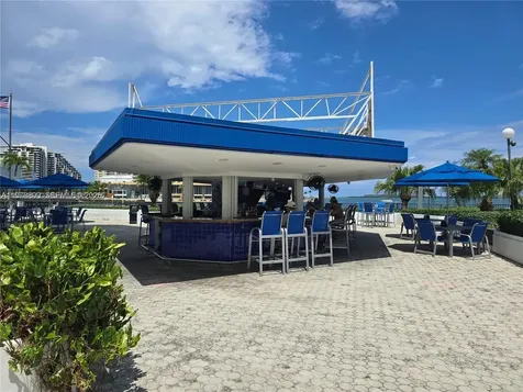 999 Brickell Bay Drive Miami FL 33131