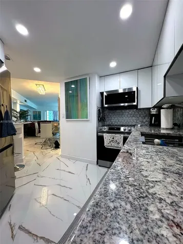 999 Brickell Bay Drive Miami FL 33131