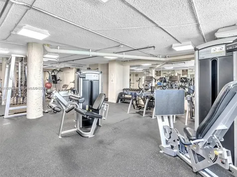 999 Brickell Bay Drive Miami FL 33131