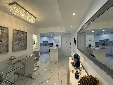 999 Brickell Bay Drive Miami FL 33131