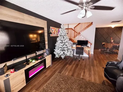 1931 Hartford Court West Palm Beach FL 33409