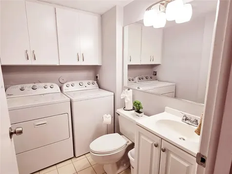 1931 Hartford Court West Palm Beach FL 33409