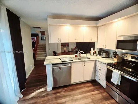 1931 Hartford Court West Palm Beach FL 33409