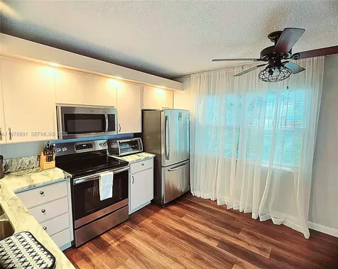 1931 Hartford Court West Palm Beach FL 33409