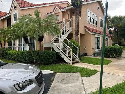 15581 SW 104th Terrace Miami FL 33196