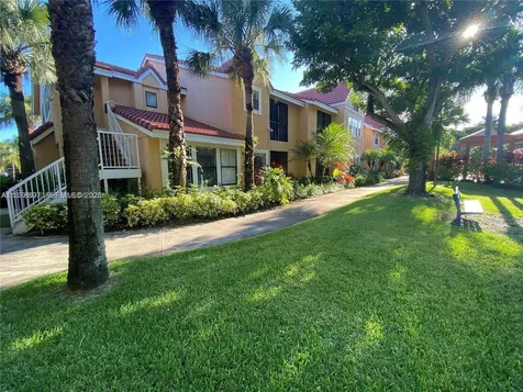 15581 SW 104th Terrace Miami FL 33196