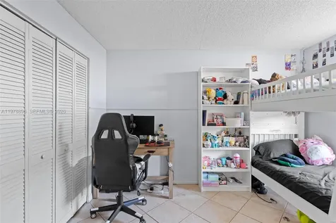 7300 Wayne Avenue Miami Beach FL 33141