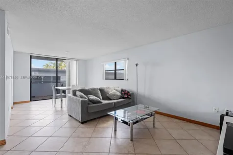 7300 Wayne Avenue Miami Beach FL 33141
